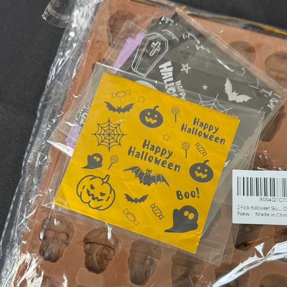 2 Pack Halloween Skull Silicone Mold new chocolate and treats - Picture 4 of 6